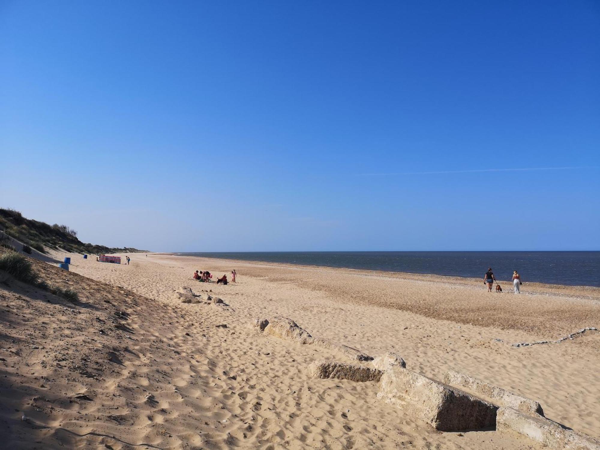 Stunning Caravan With Side Decking Just A Short Walk To Hembsy Ref 00069ba Хемсби